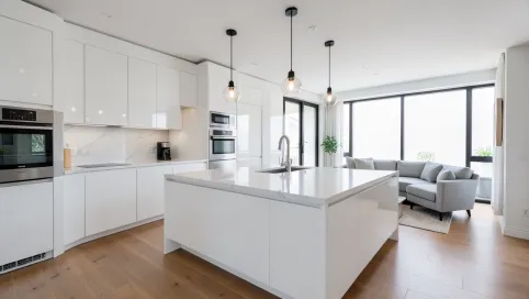 Nowoczesna kuchnia z wyspą otwarta na salon